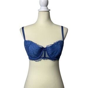 Victoria's Secret Dream Angels Balconette Blue Lace Padded Bra Women's Size 36C